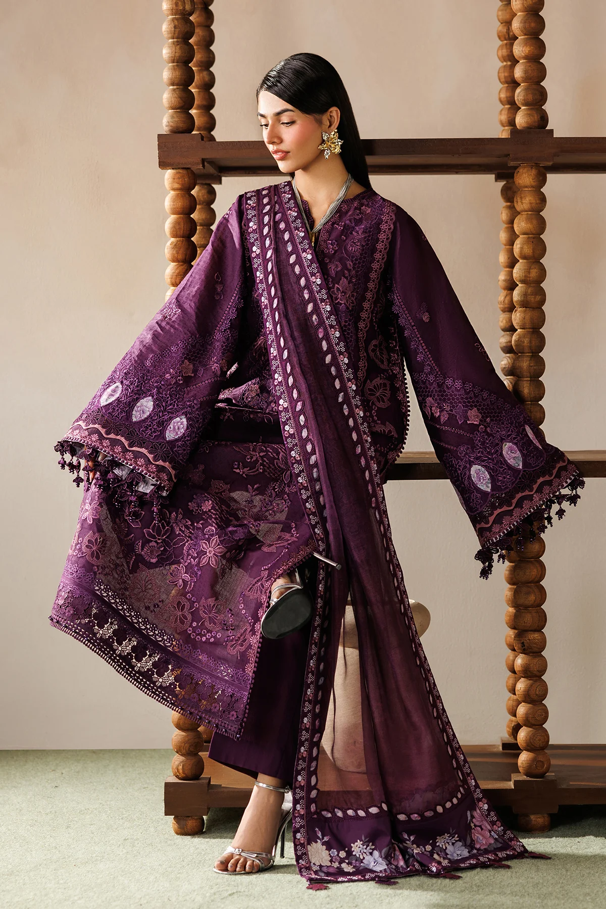 EMBROIDERED LAWN EL26-D02 STITCHED - Image 8