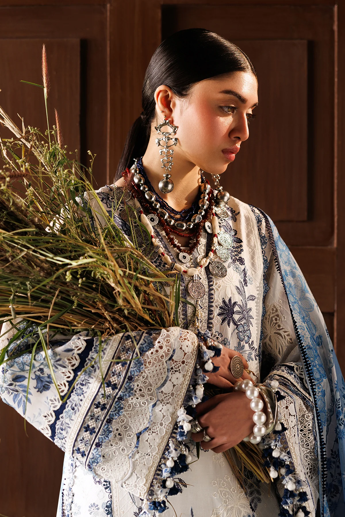 EMBROIDERED LAWN EL26-D06 UNSTITCHED - Image 8