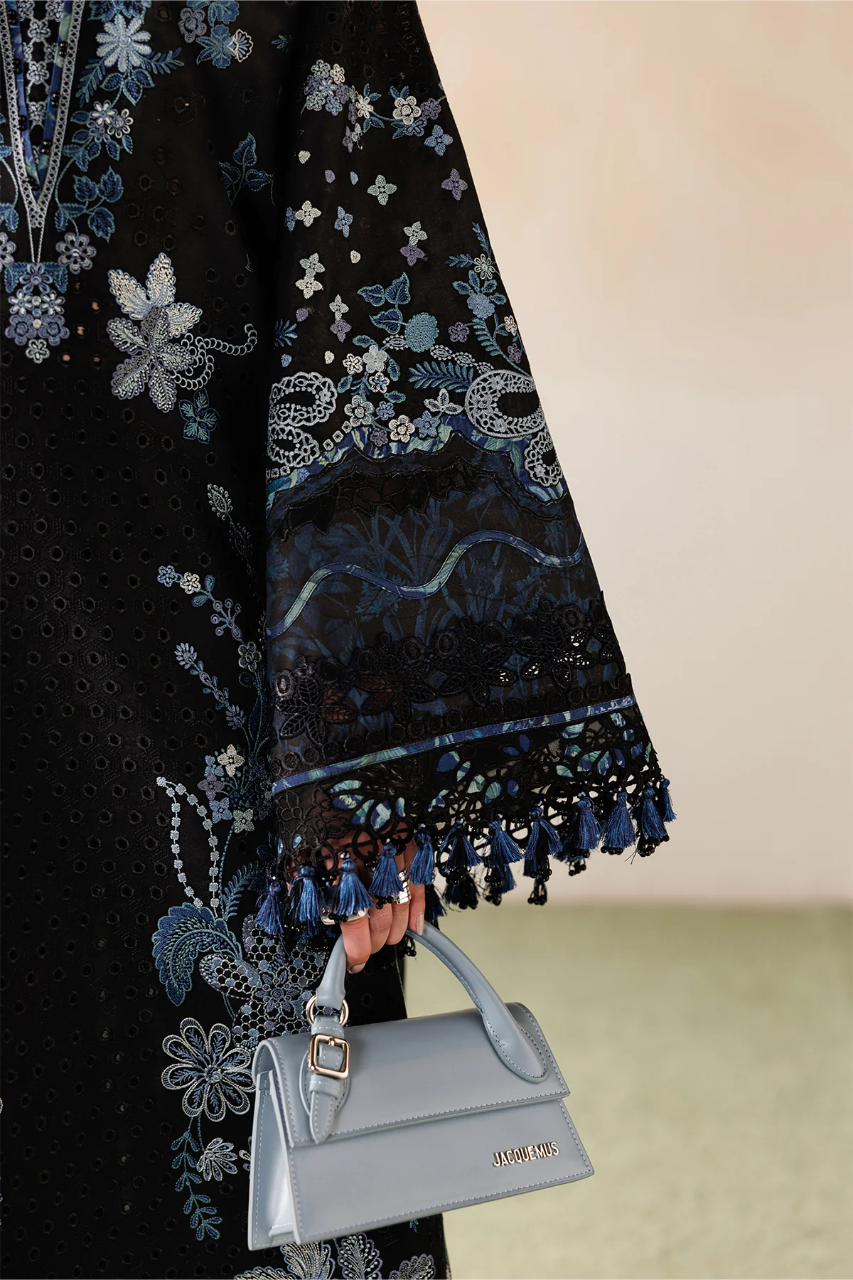 EMBROIDERED LAWN EL26-D08 UNSTITCHED - Image 5