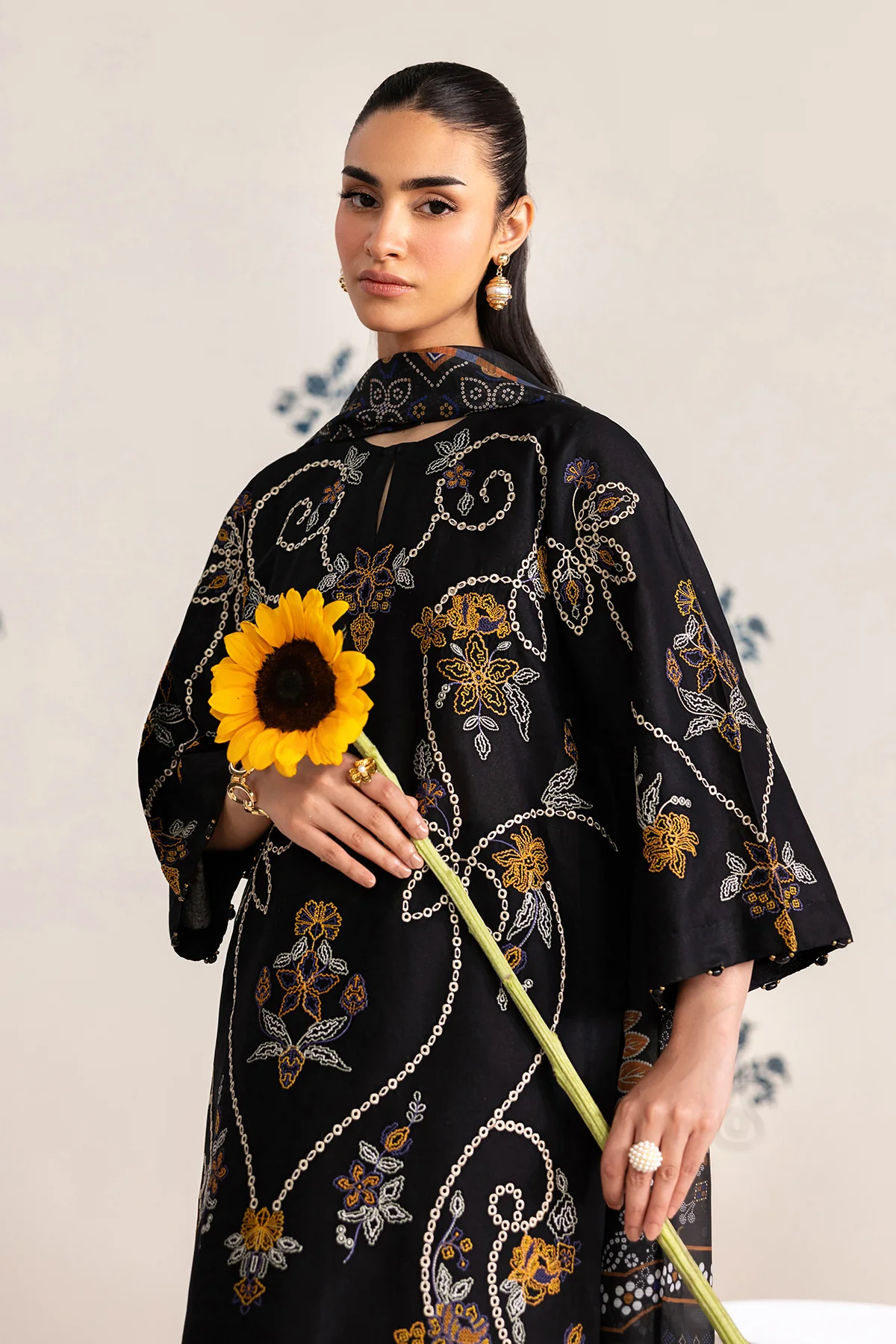 EMBROIDERED LAWN PR-1331 - Image 4