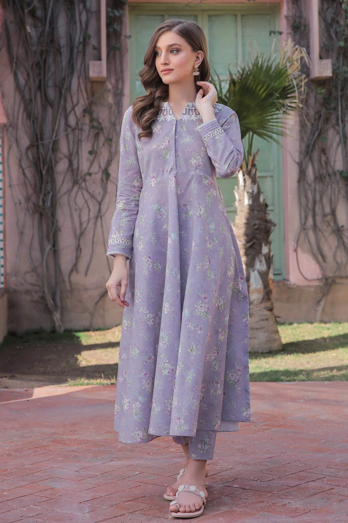 EMBROIDERED LAWN SF-324 - Image 3