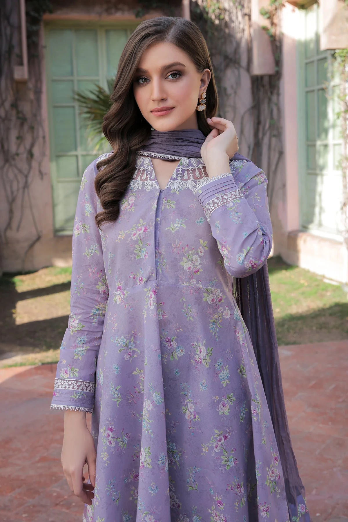 EMBROIDERED LAWN SF-324 - Image 5