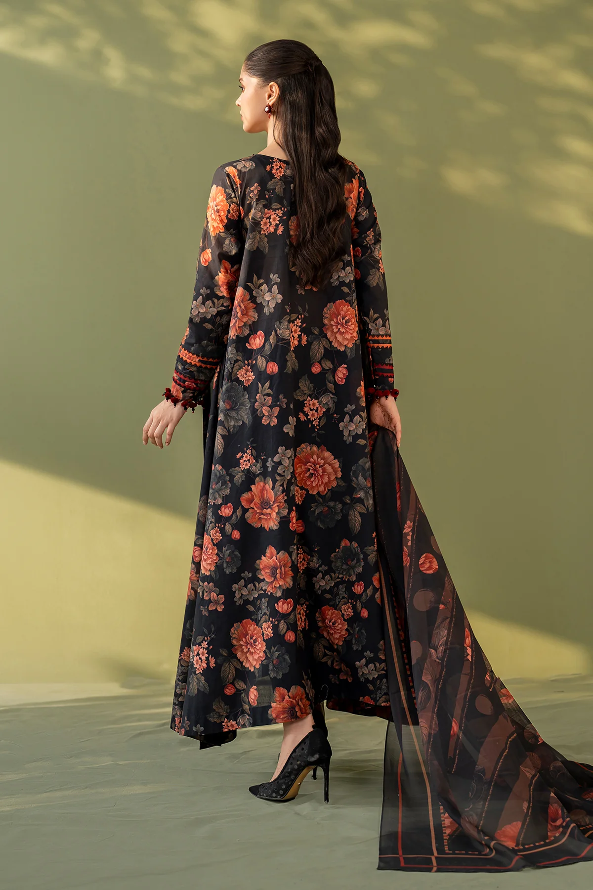 EMBROIDERED LAWN SF-4172 - Image 2