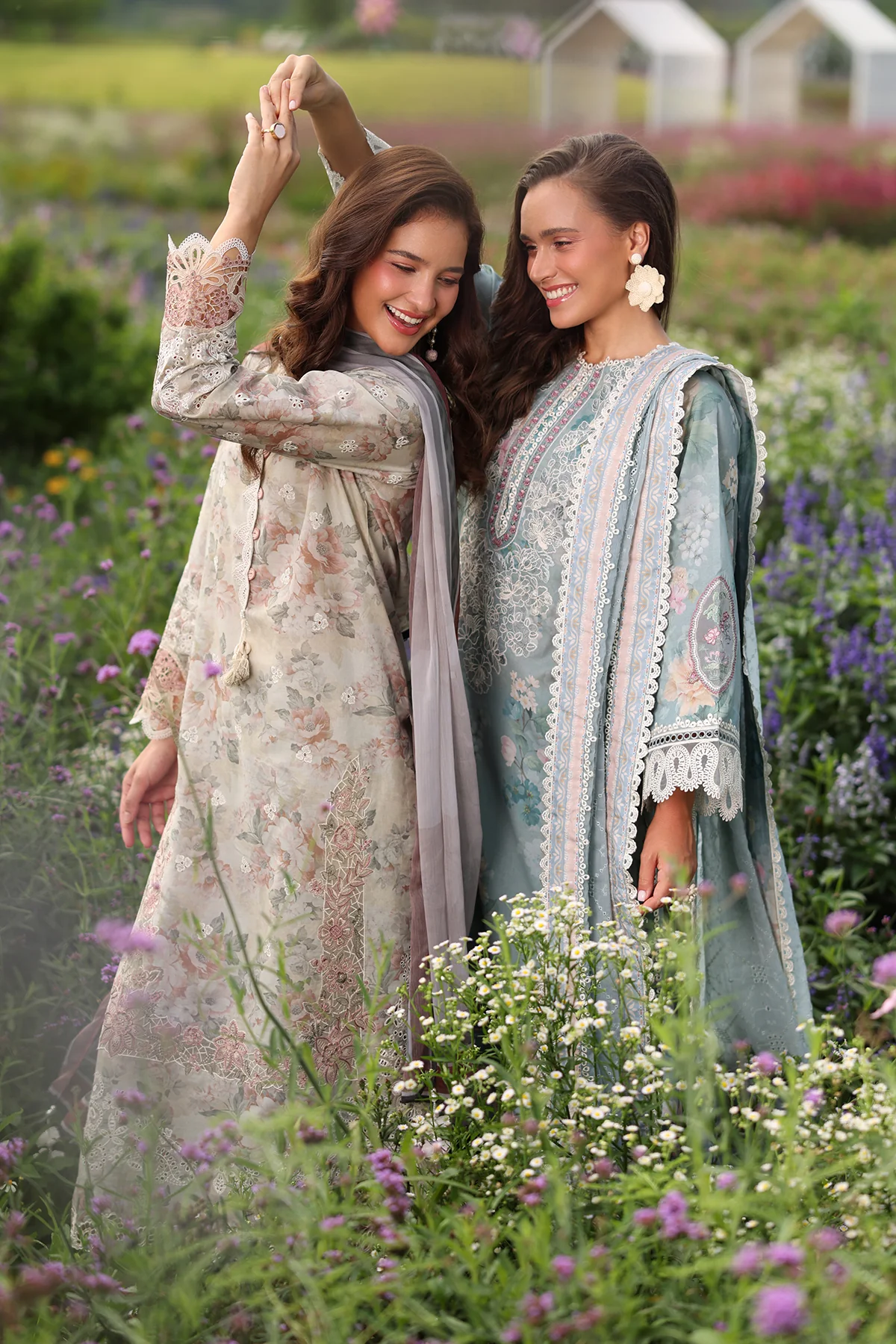 EMBROIDERED LAWN SF-4224 - Image 5