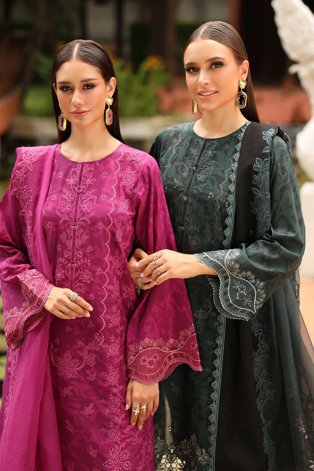EMBROIDERED LAWN SF-4254 - Image 8