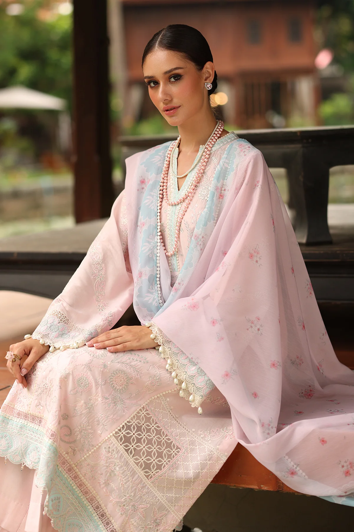 EMBROIDERED LAWN SF-4260 - Image 7