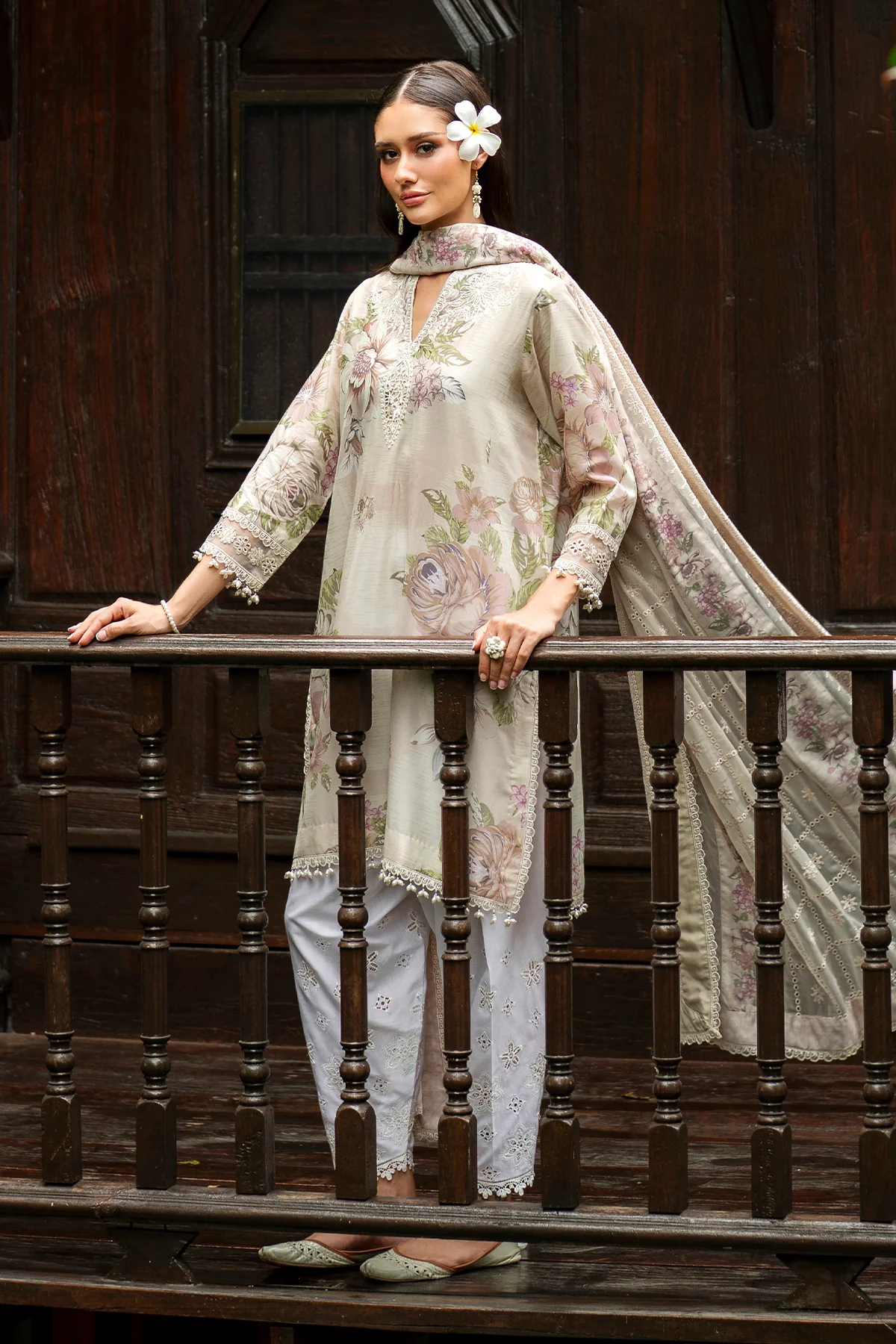 EMBROIDERED LAWN SF-4270 - Image 7