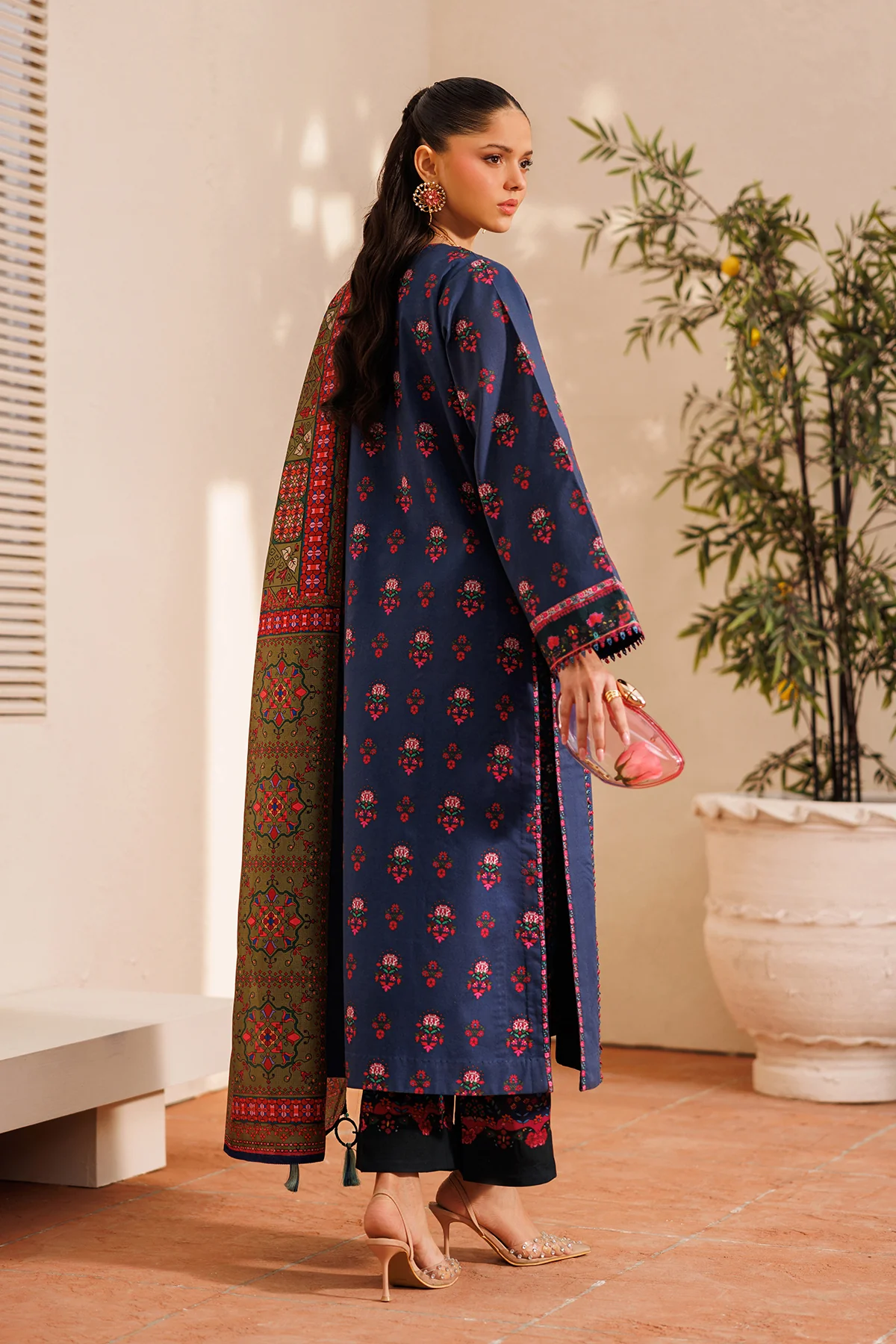 EMBROIDERED LAWN SF-4393 - Image 2