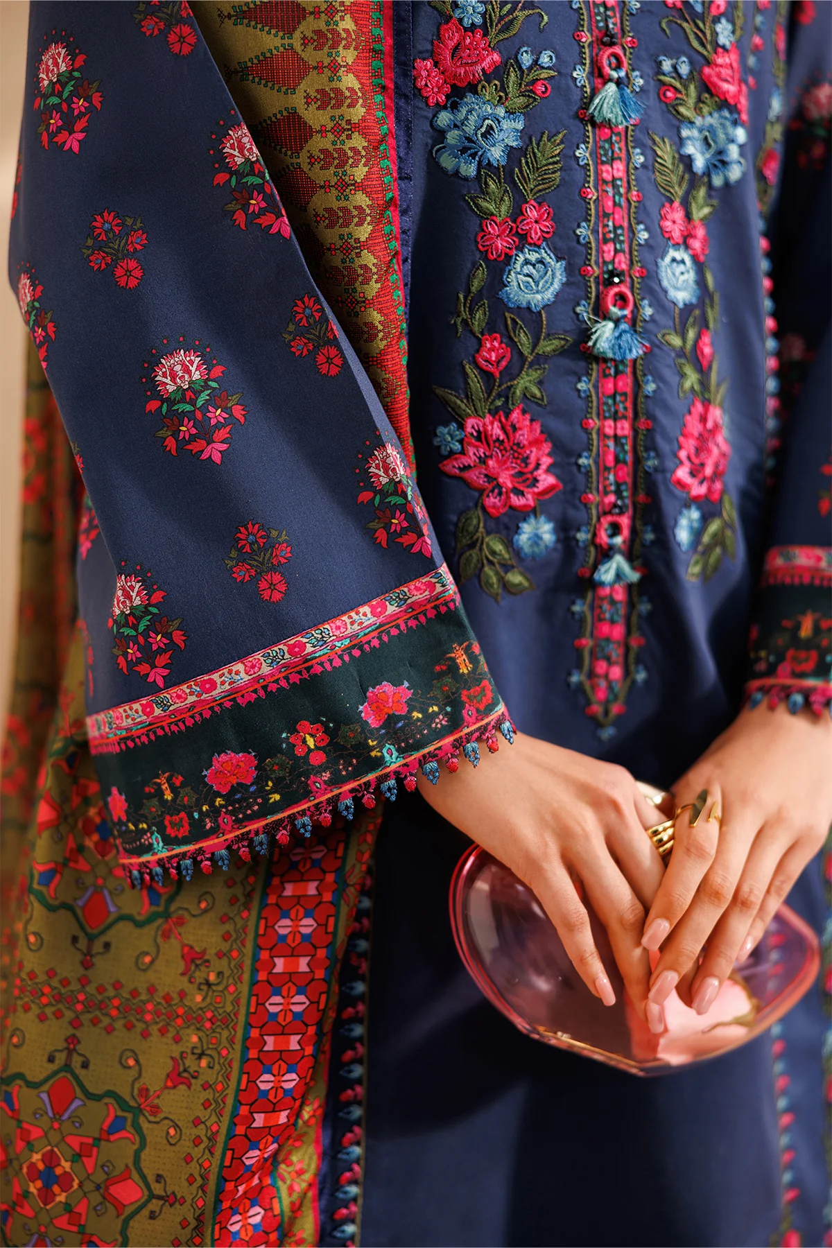 EMBROIDERED LAWN SF-4393 - Image 3