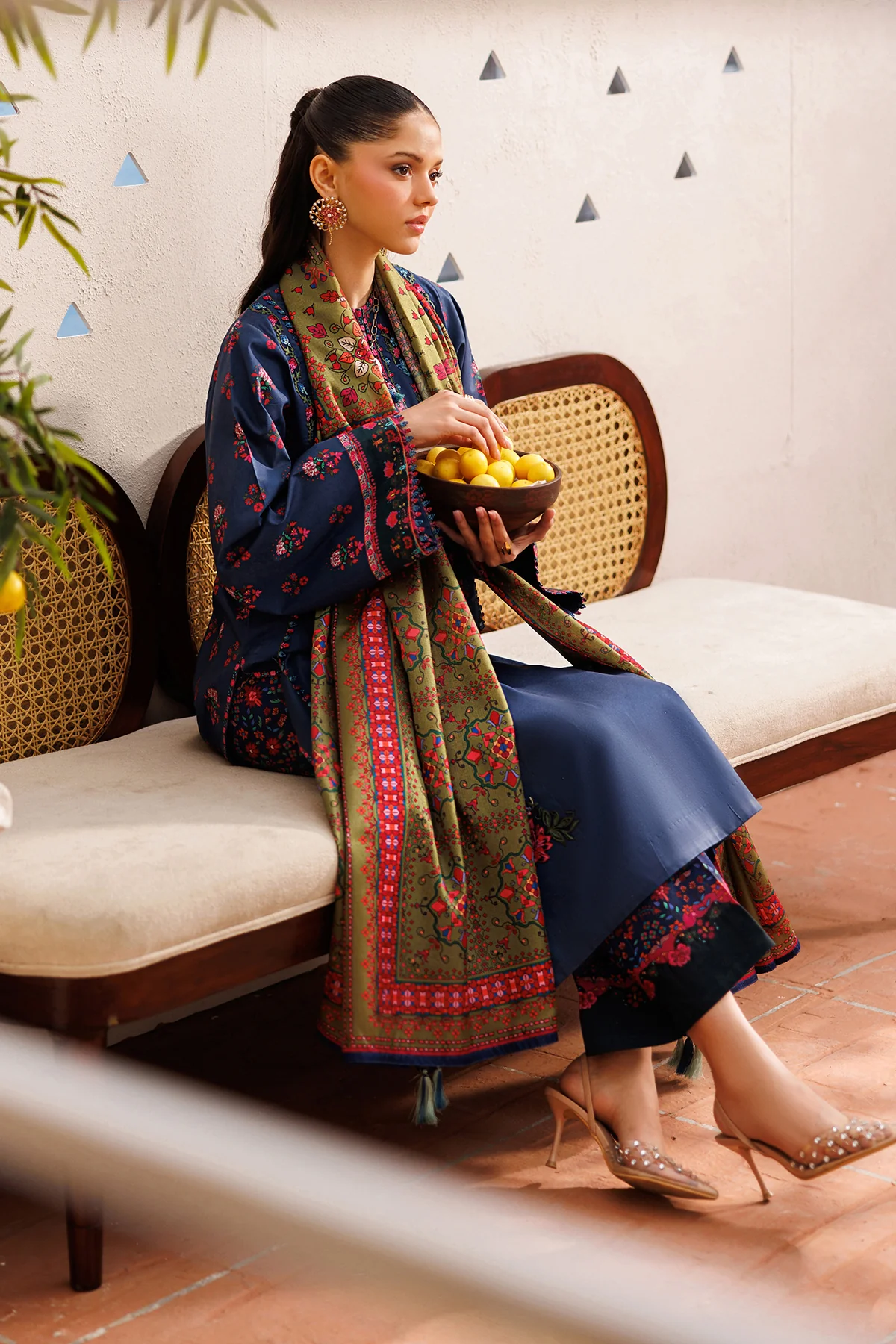 EMBROIDERED LAWN SF-4393 - Image 8