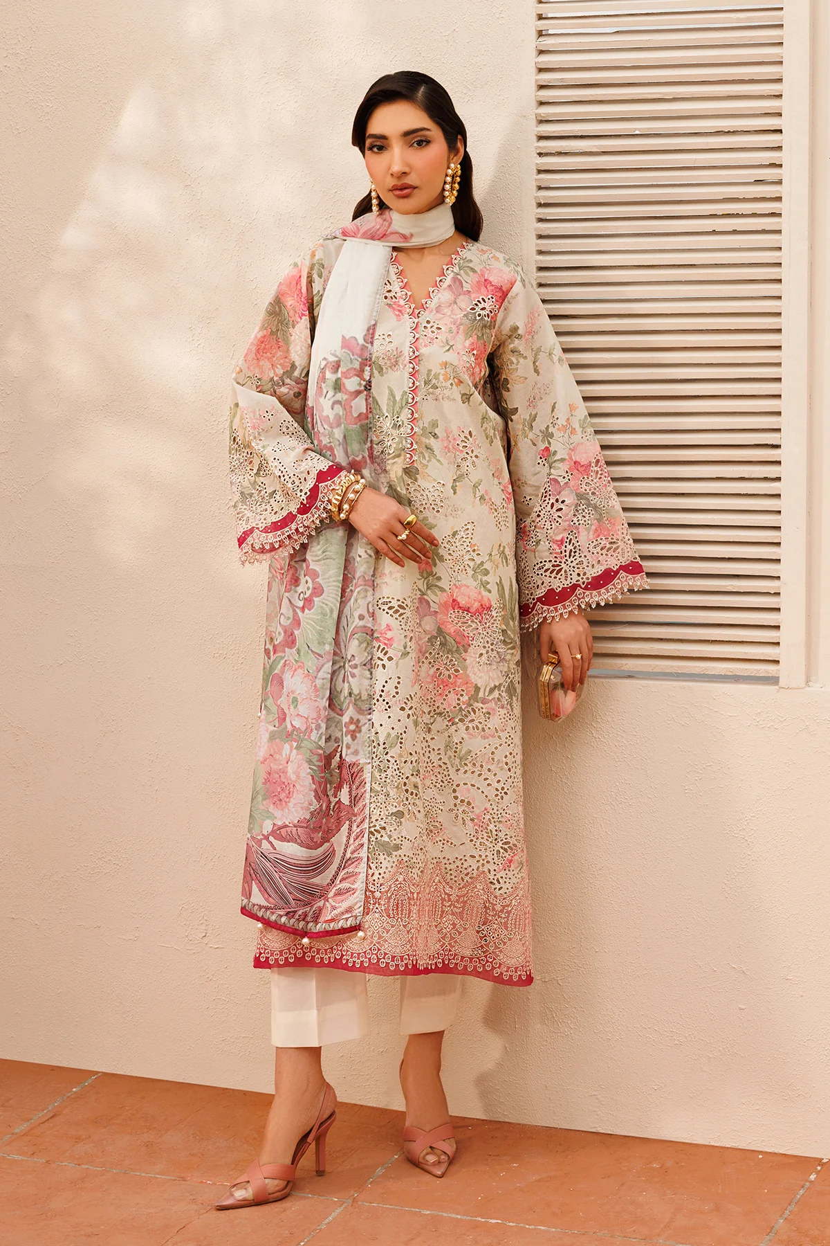 EMBROIDERED LAWN UF-4397 - Image 4