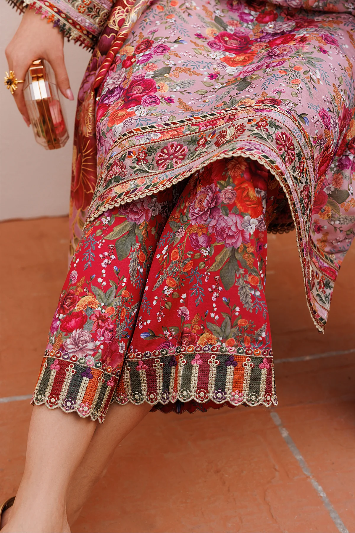 EMBROIDERED LAWN SF-4398 - Image 5