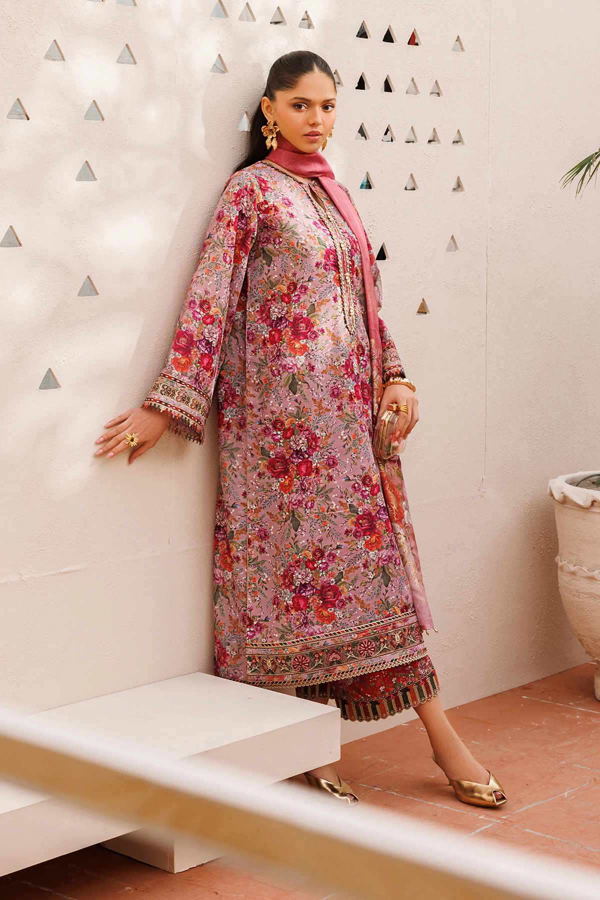 EMBROIDERED LAWN SF-4398 - Image 8