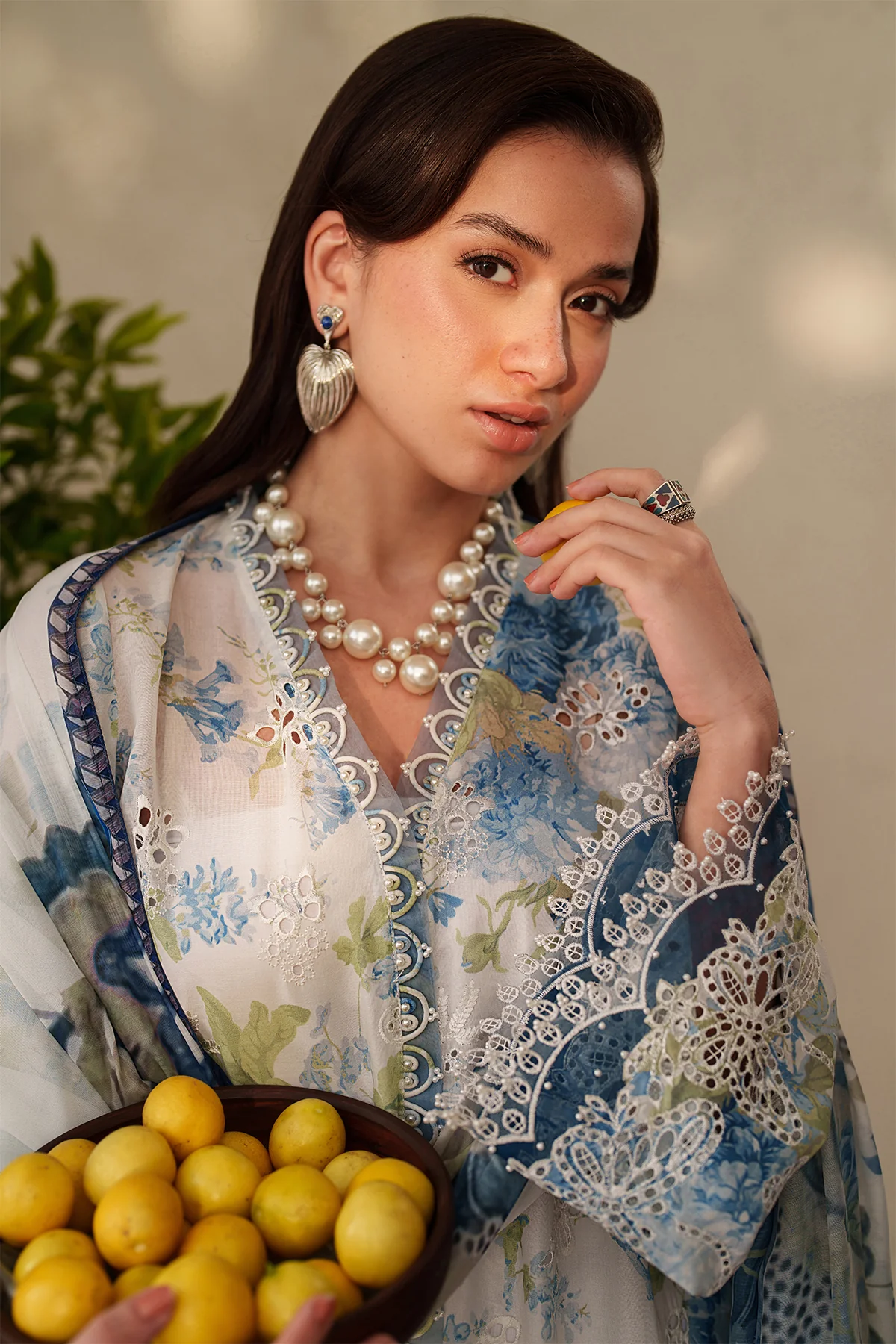 EMBROIDERED LAWN SF-4401 - Image 3