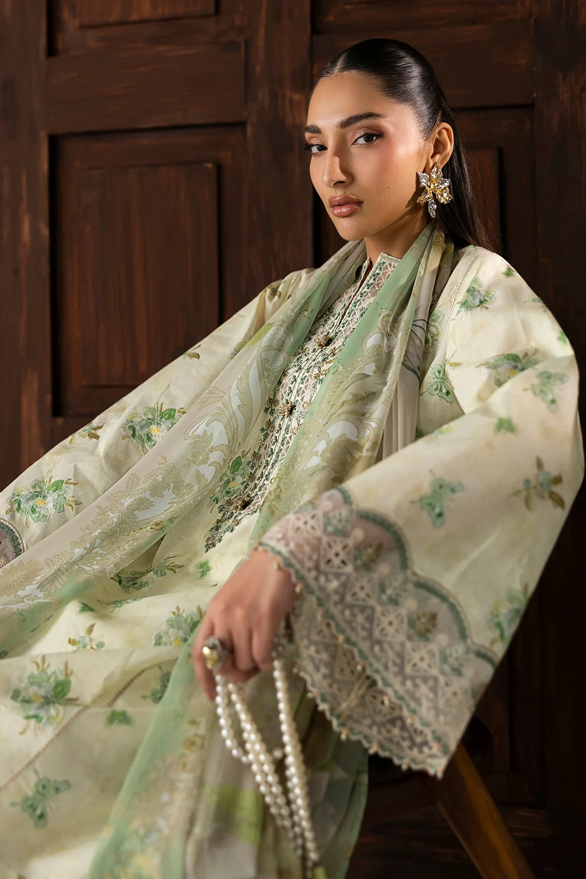 EMBROIDERED LAWN SF-4420 - Image 6
