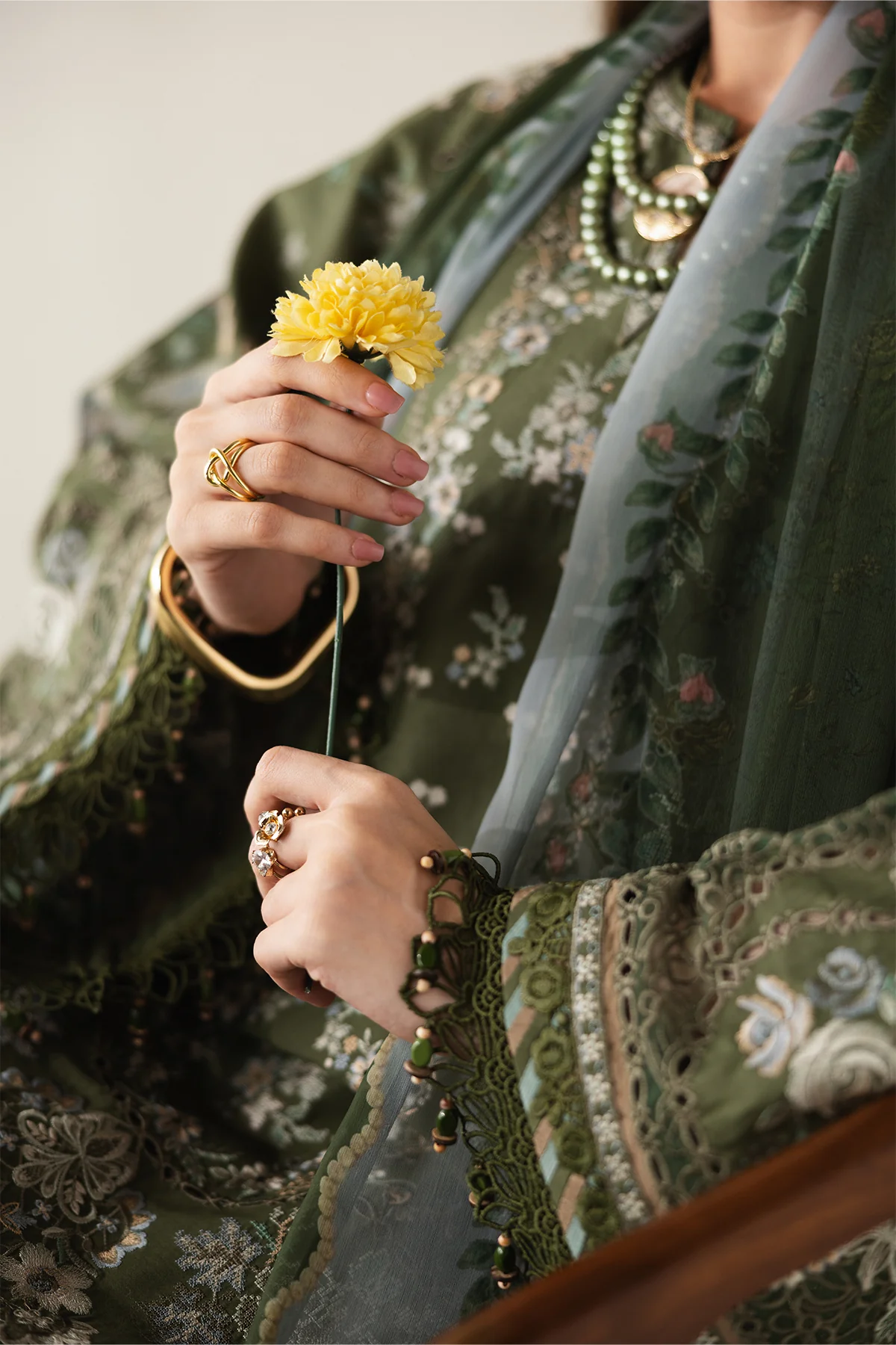 EMBROIDERED LAWN SF-4431 - Image 4