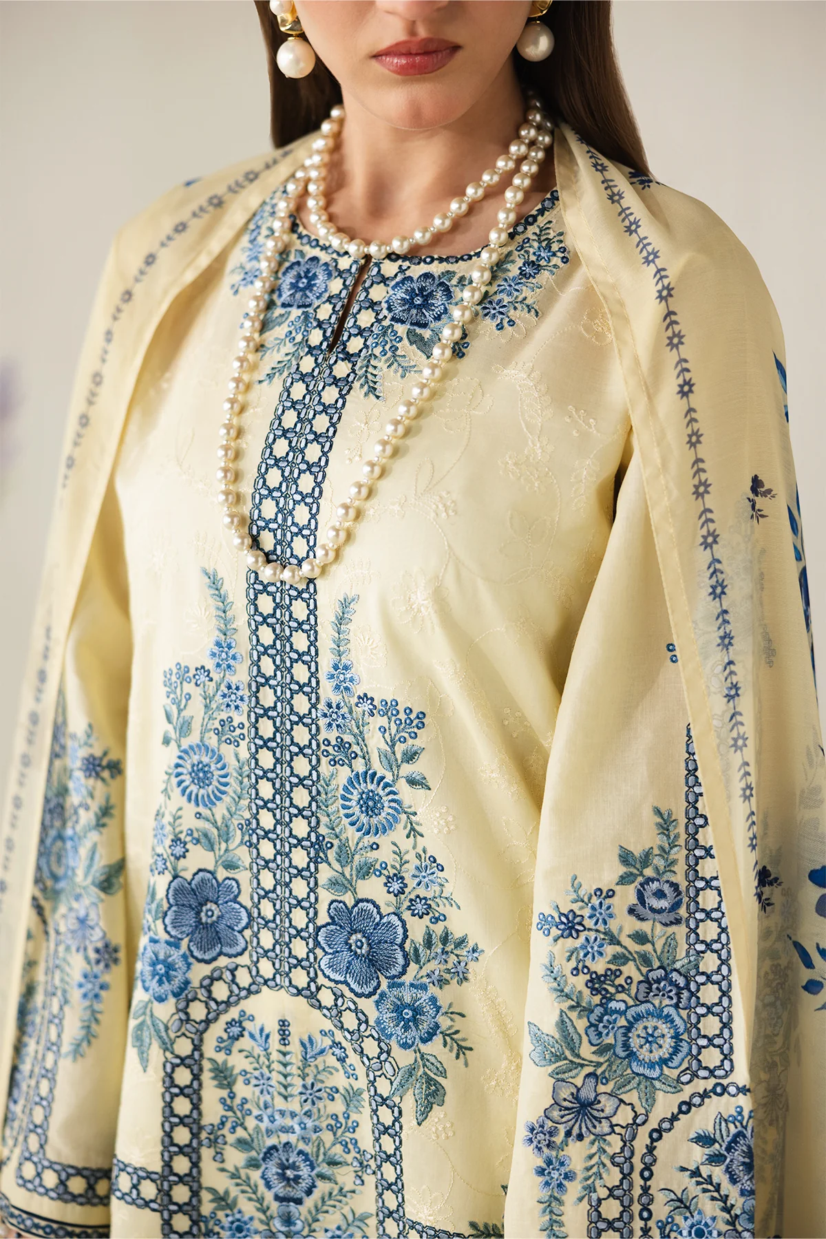 EMBROIDERED LAWN SF-4432 - Image 3