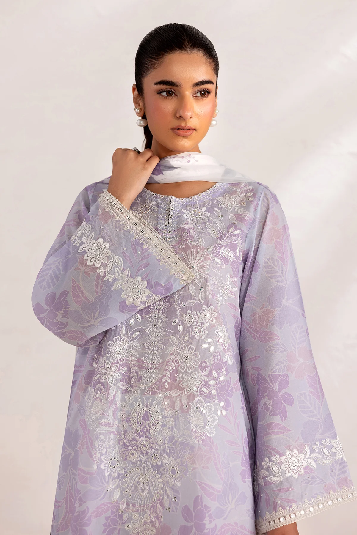EMBROIDERED LAWN SF-4450 - Image 5