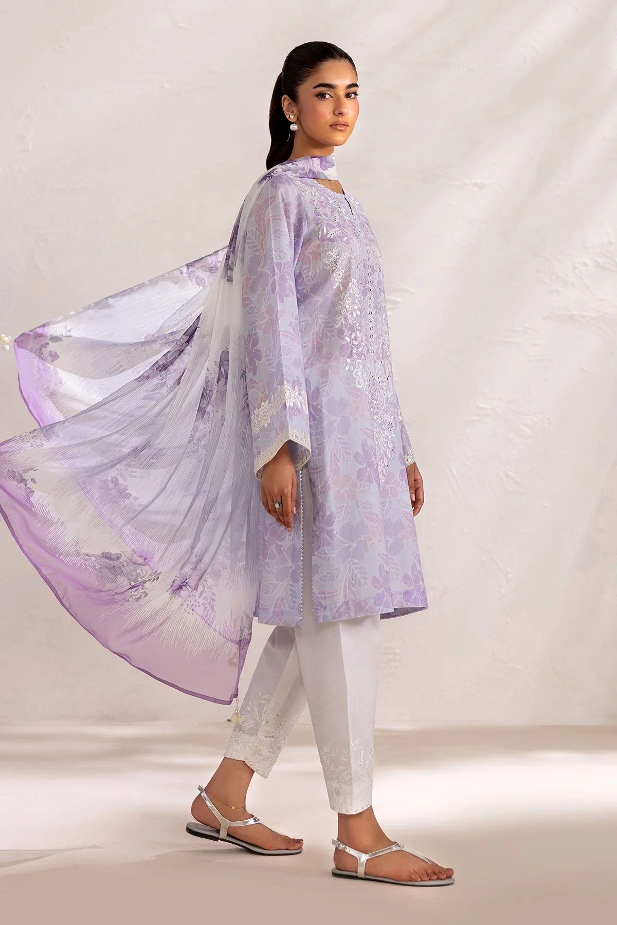 EMBROIDERED LAWN SF-4450 - Image 7