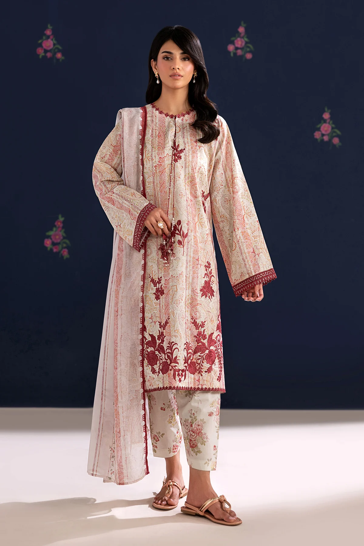 EMBROIDERED LAWN SF-4457
