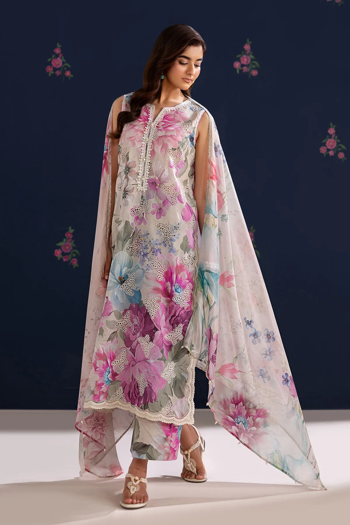EMBROIDERED LAWN SF-4458 - Image 5