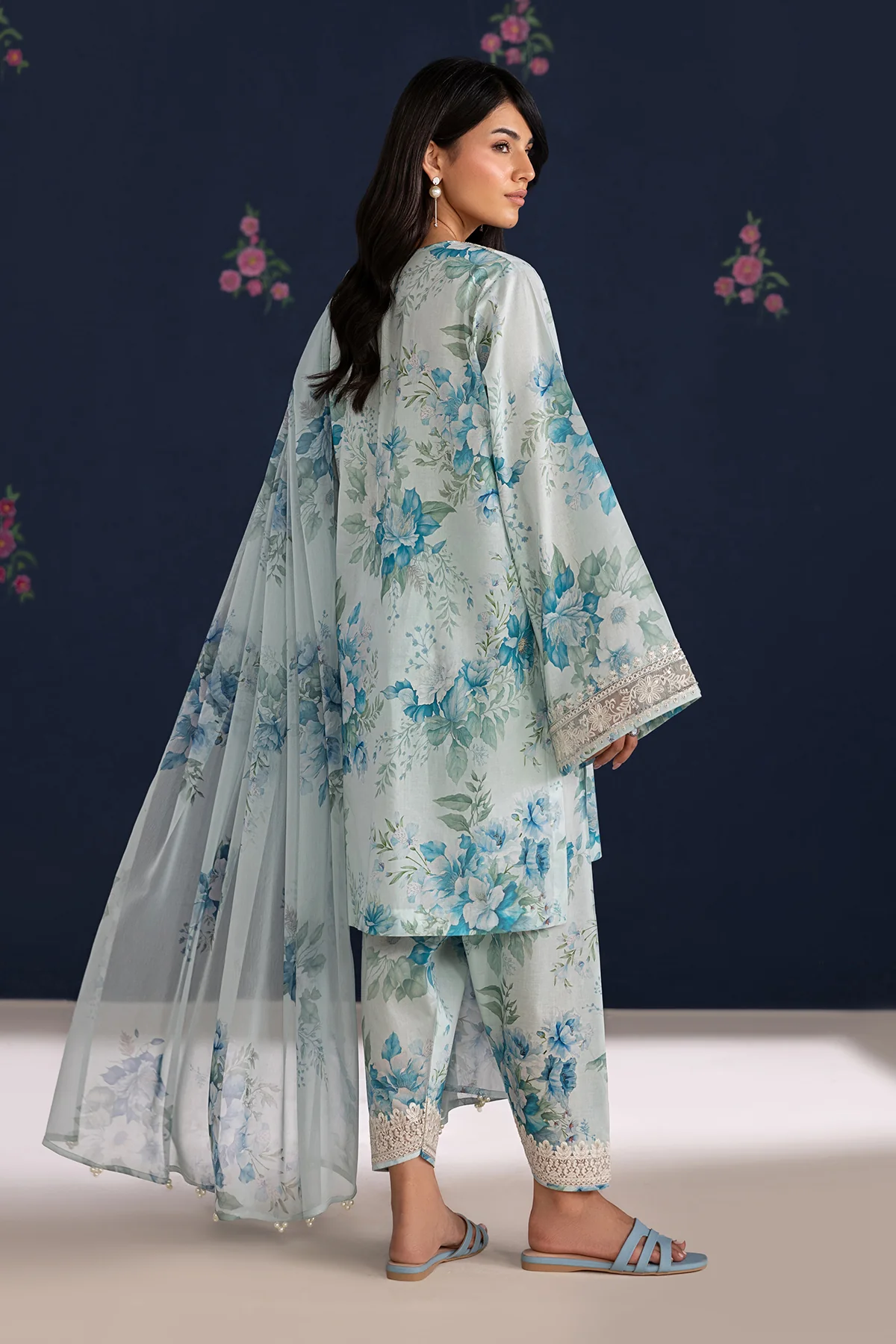 EMBROIDERED LAWN UF-4461 - Image 2
