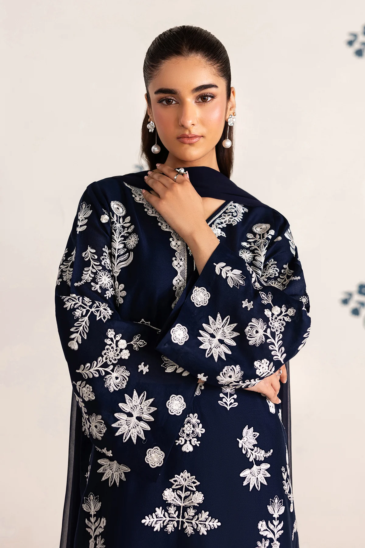 EMBROIDERED LAWN SF-4464 - Image 5