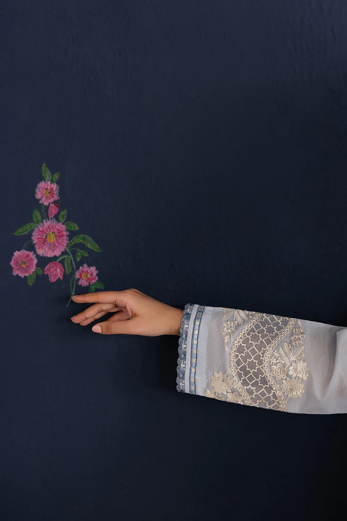 EMBROIDERED LAWN SF-4466 - Image 4