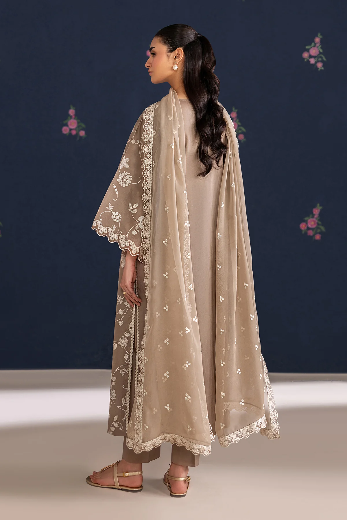 EMBROIDERED LAWN SF-4467 - Image 2