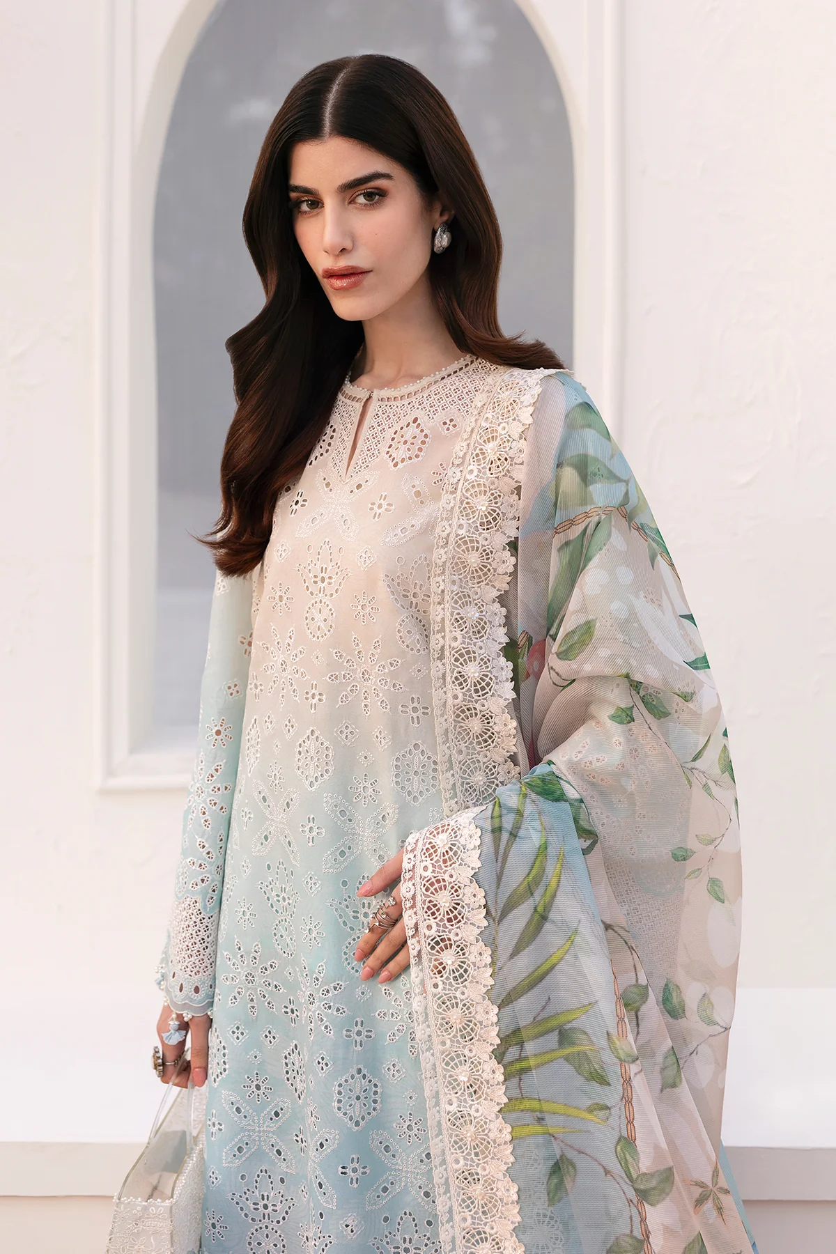 EMBROIDERED LAWN UF-4185 - Image 3