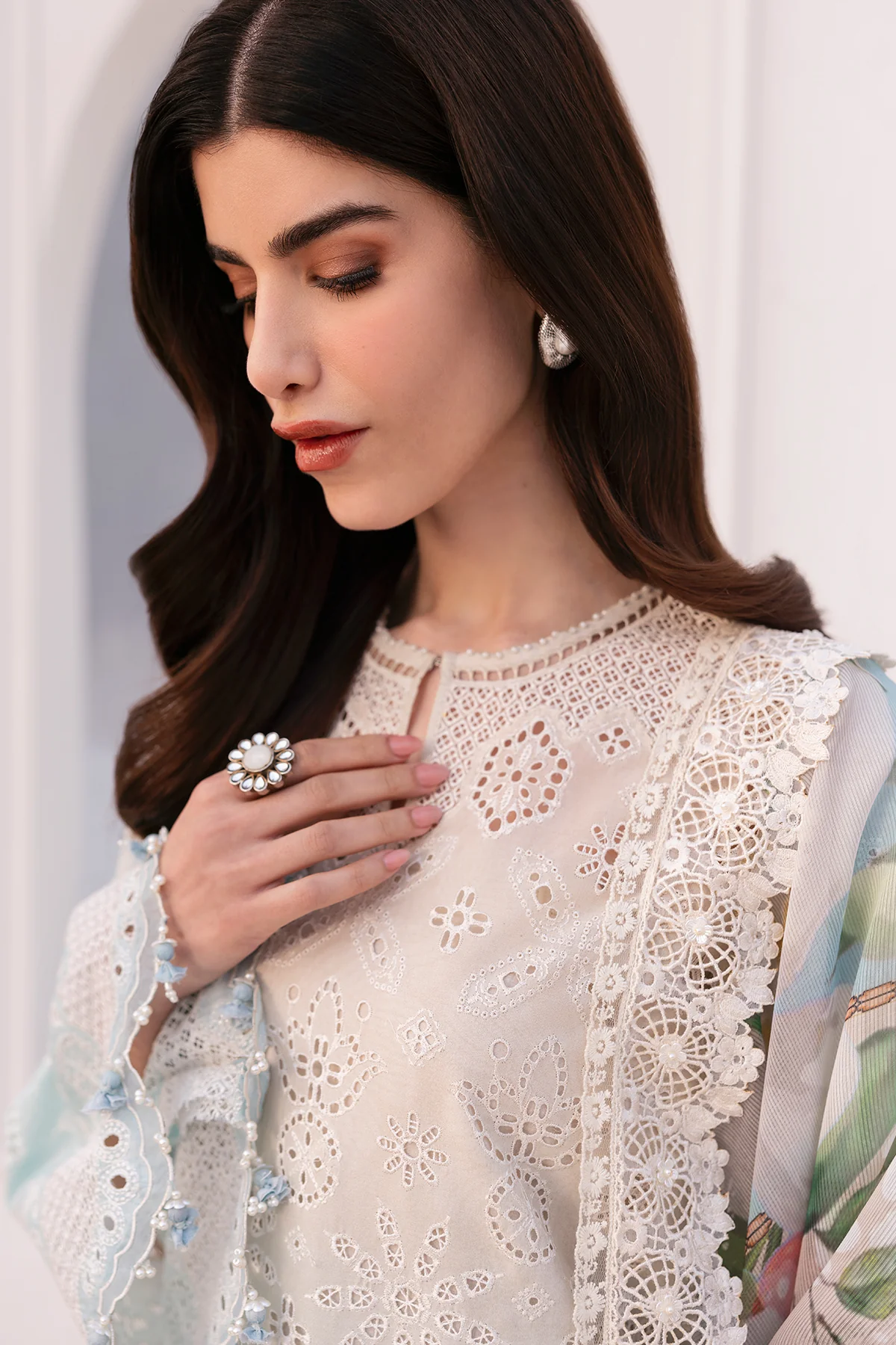 EMBROIDERED LAWN UF-4185 - Image 4