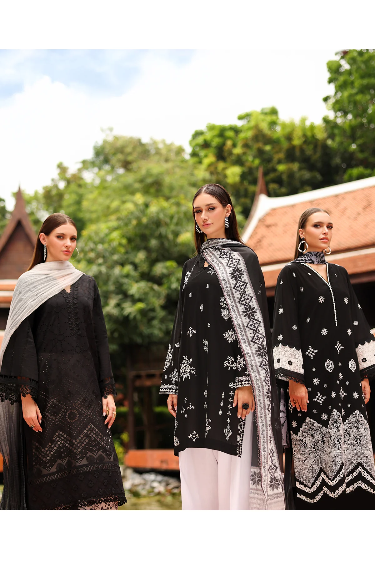EMBROIDERED LAWN UF-4194 - Image 10