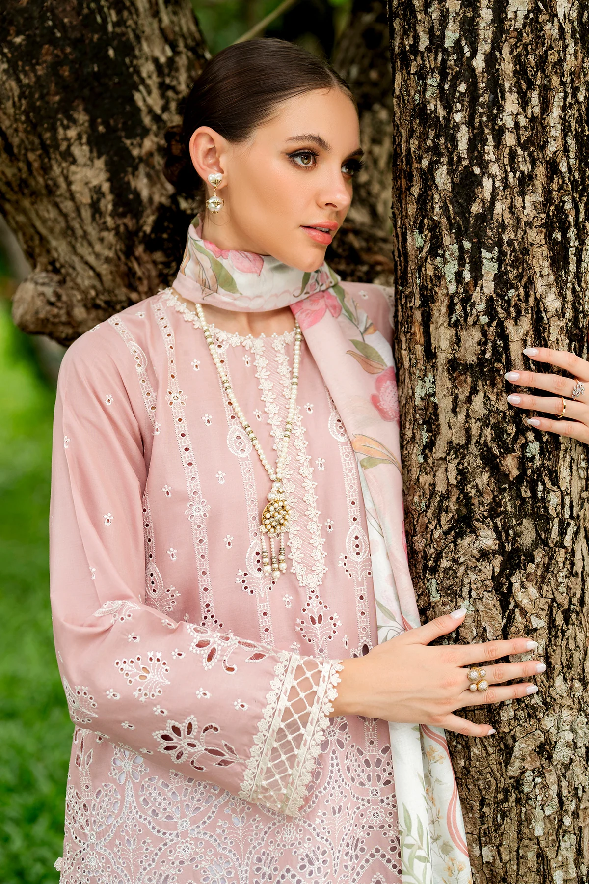 EMBROIDERED LAWN UF-4264 - Image 5
