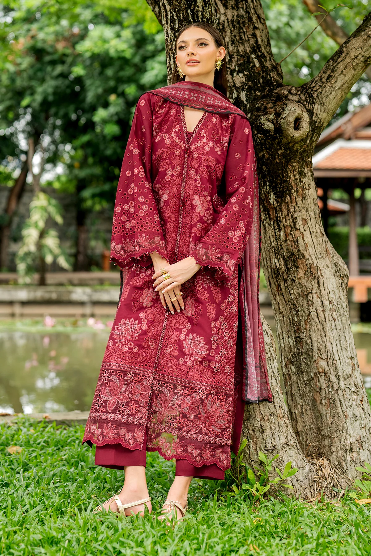 EMBROIDERED LAWN SF-4271 - Image 10