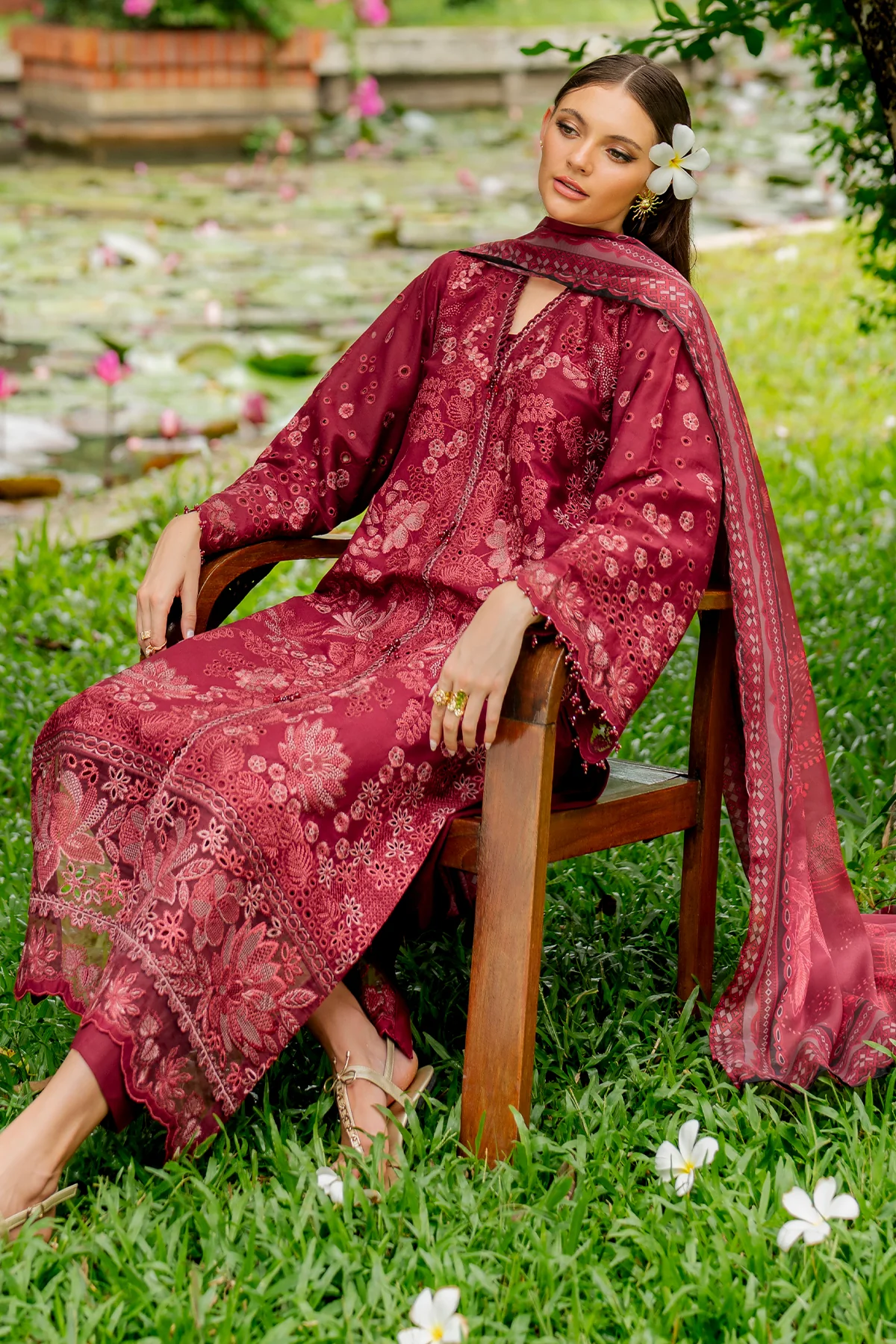 EMBROIDERED LAWN SF-4271 - Image 9