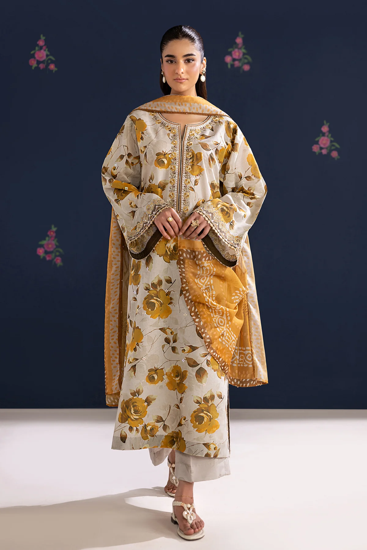 EMBROIDERED LAWN SF-4462 - Image 5
