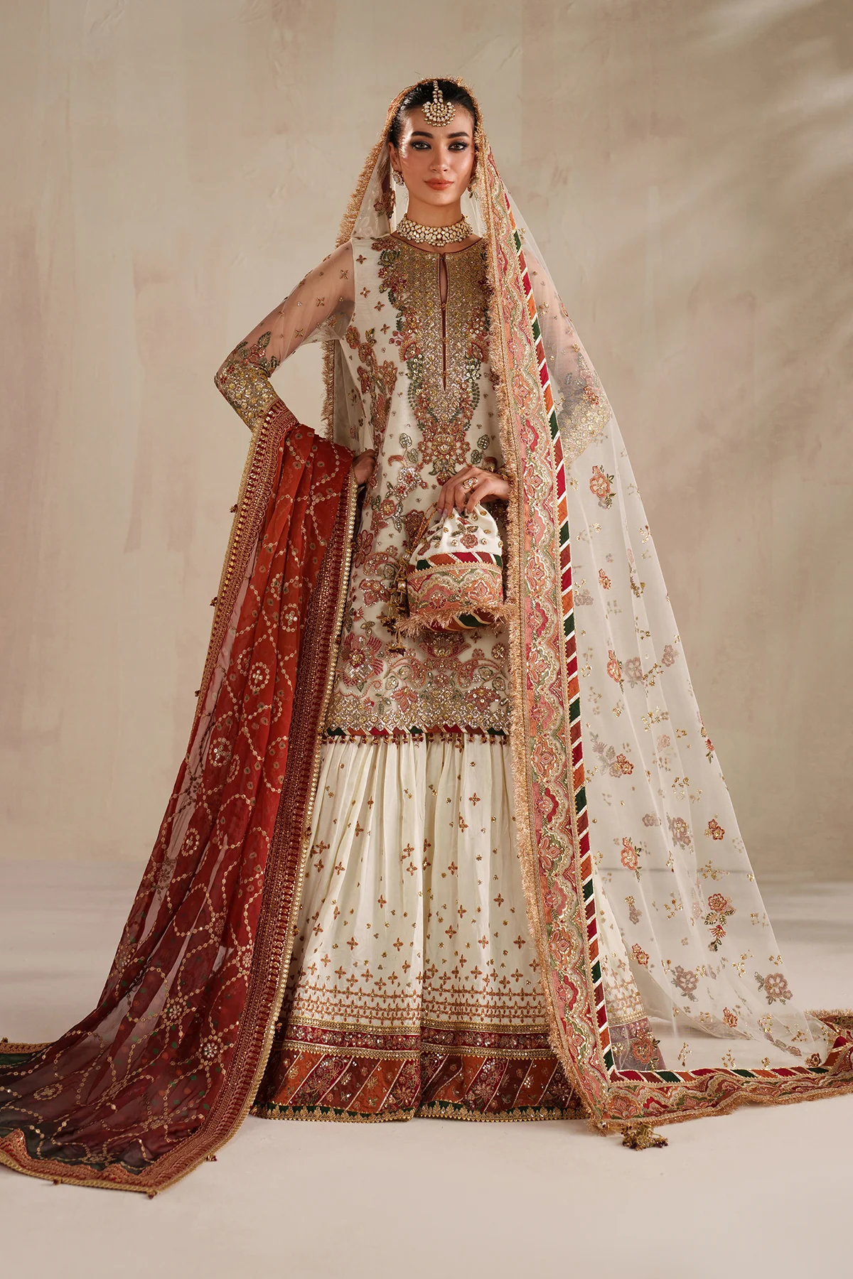 EMBROIDERED NET SF-4368