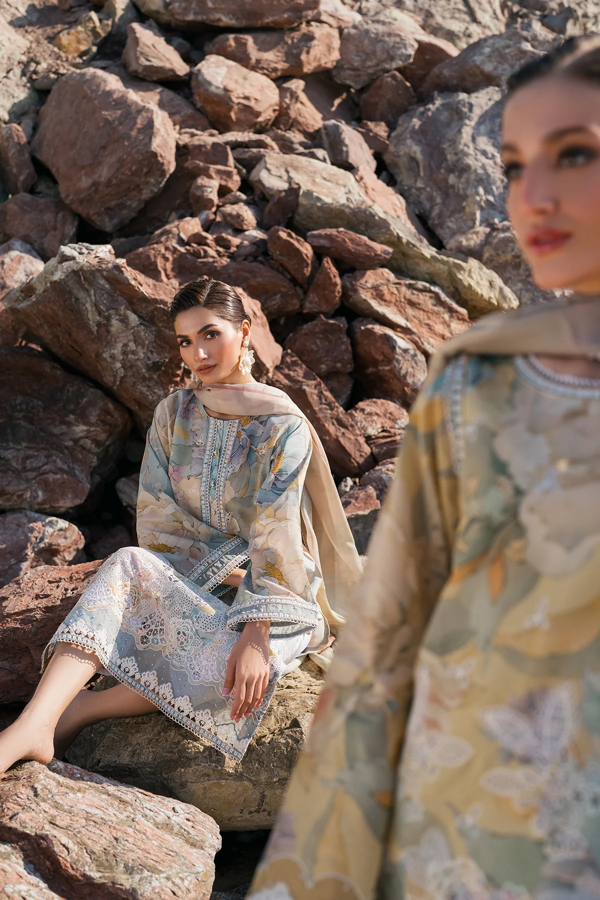 EMBROIDERED PRINTED LAWN SF-4120 - Image 10