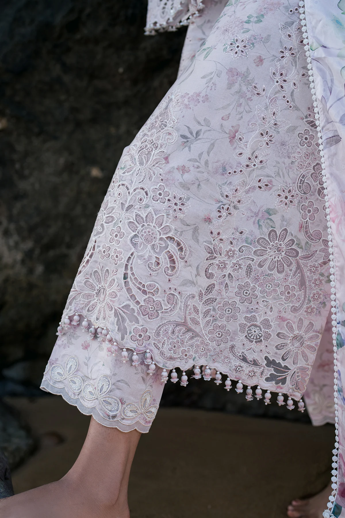 EMBROIDERED PRINTED LAWN SF-4130 - Image 3