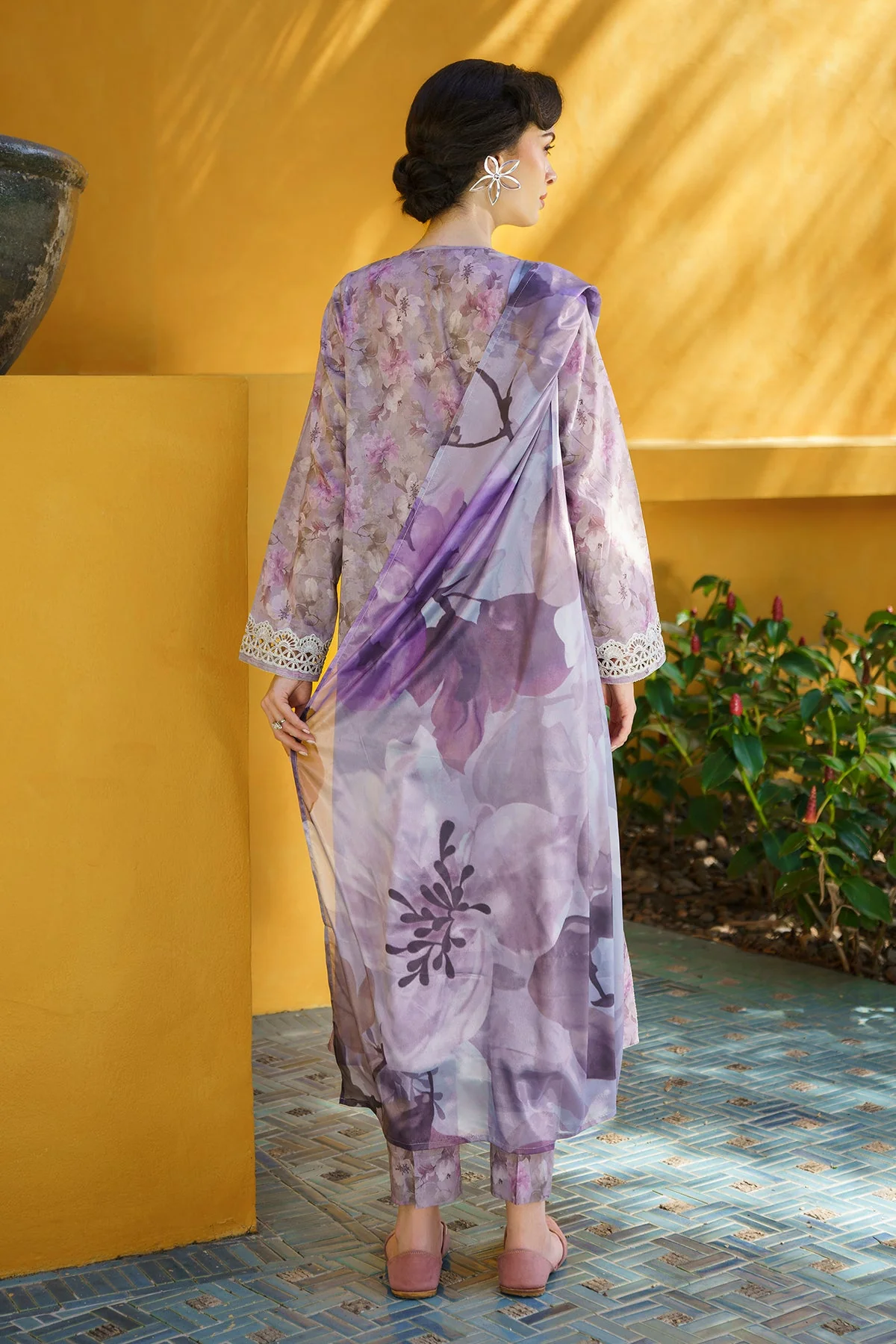 EMBROIDERED PRINTED LAWN SF-579 - Image 2