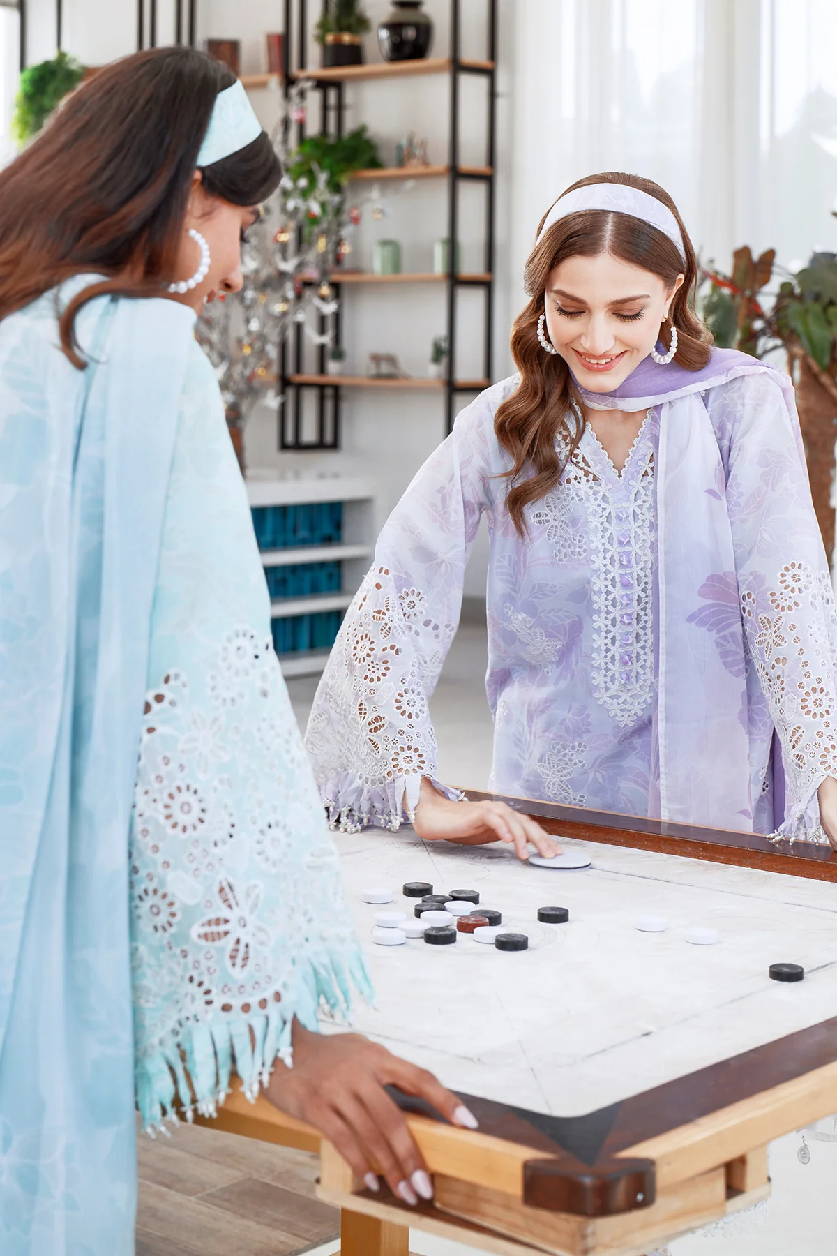 EMBROIDERED PRINTED LAWN UF-4073 - Image 9