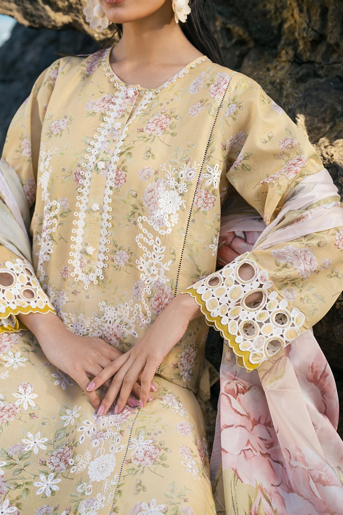 EMBROIDERED PRINTED LAWN UF-4110 - Image 6