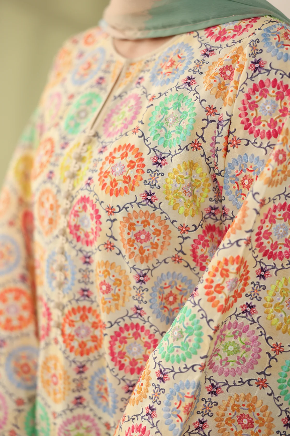 EMBROIDERED PRINTED LAWN UF-4178 - Image 3