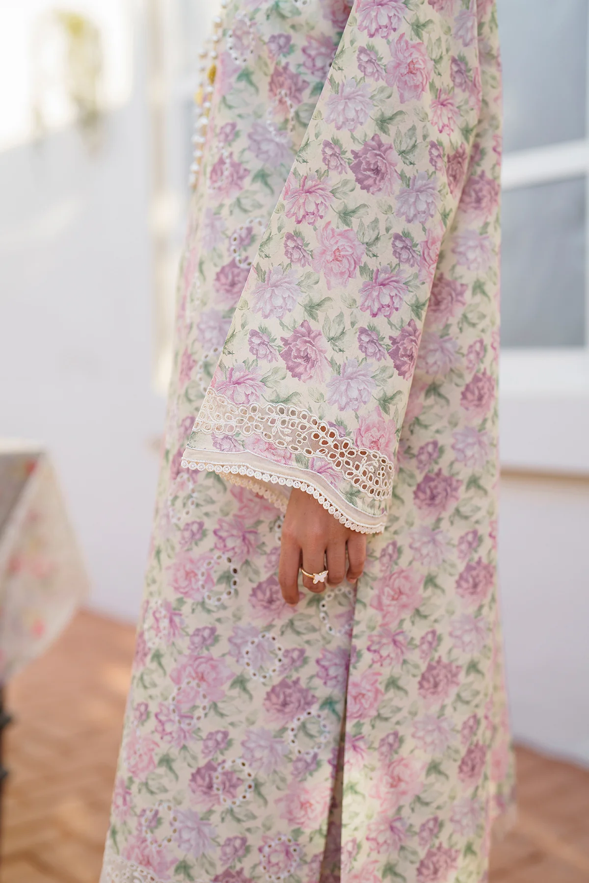 EMBROIDERED PRINTED LAWN UF-638 - Image 6