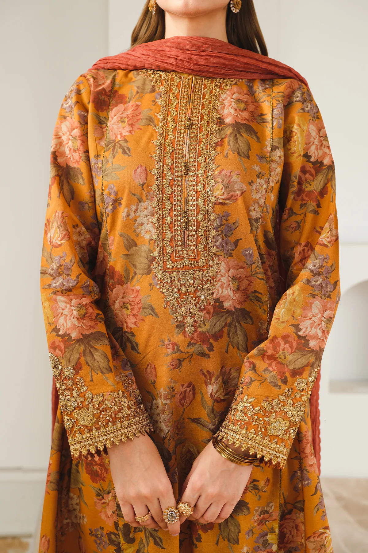 EMBROIDERED PRINTED LAWN UF-653 - Image 6