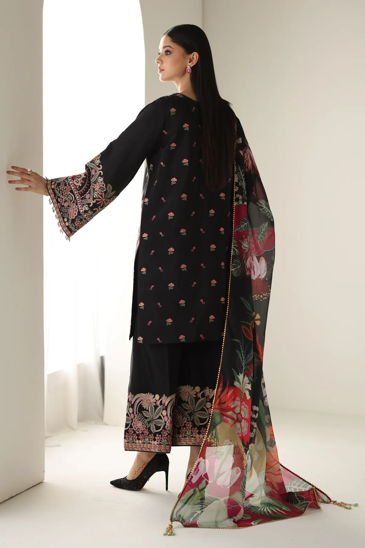 EMBROIDERED SILK SF-4175 - Image 2