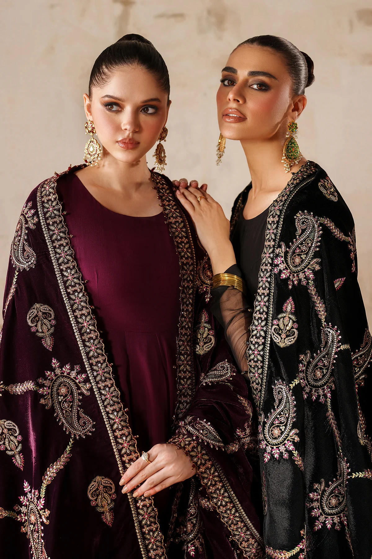 EMBROIDERED VELVET SHAWL VS-62 - Image 7